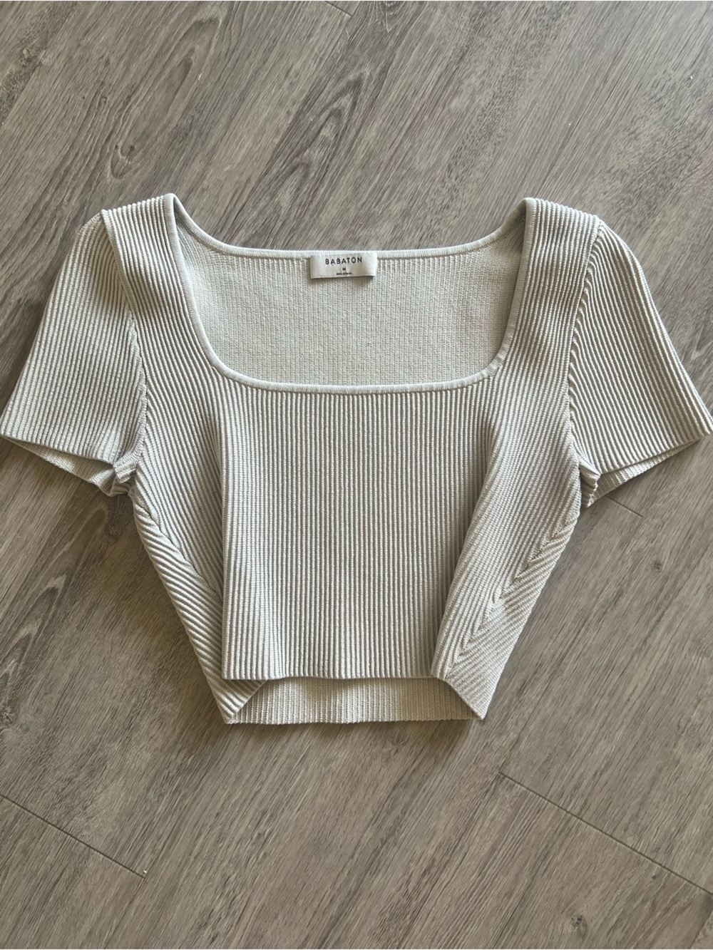 Aritzia Babaton Grey Ribbed Square Neck Crop Top Women's Size M - Picture 4 of 10